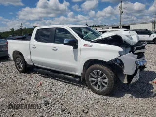 2023 Chevrolet Silverado 1500 LT with VIN 1GCUDDE87PZ305044, listed as a Copart auction lot 70688244 with 26,306 mi miles and Salvage Title. Bid and sale history available at carsss.com. Image 4.