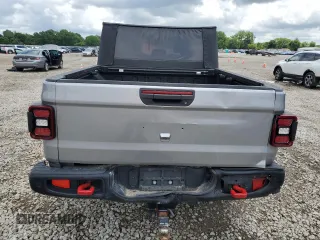 2020 Jeep Gladiator Rubicon z VIN 1C6JJTBG7LL102712, wystawiony jako Copart lot #60887965 z przebiegiem 80 262 mil mil oraz Szkoda całkowita • Salvage title. Historia ofert i sprzedaży dostępna na DreamBid. Obrazek 6.