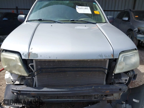 2006 Mercury Mariner Convenience with VIN 4M2YU56Z86KJ12563, listed as a IAAI auction lot 41817401 with 152,156 mi miles and . Bid and sale history available at DreamBid. Image 12.