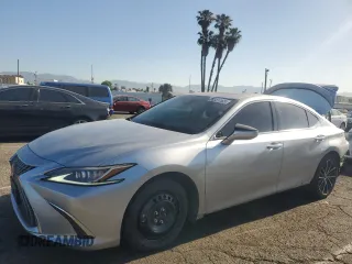 2022 Lexus ES 300h with VIN 58ADA1C18NU025323, listed as a Copart auction lot 56551165 with 138,452 mi miles and Salvage title. Bid and sale history available at DreamBid. Image 1.