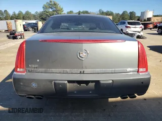 2006 Cadillac DTS 1SD z VIN 1G6KD57Y76U179888, wystawiony jako Copart lot #47218125 z przebiegiem 181 683 mil mil oraz Szkoda całkowita • Salvage title. Historia ofert i sprzedaży dostępna na DreamBid. Obrazek 6.