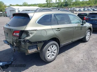 2015 Subaru Outback Premium z VIN 4S4BSACC5F3221045, wystawiony jako IAAI lot #42252002 z przebiegiem 106 873 mil mil oraz . Historia ofert i sprzedaży dostępna na DreamBid. Obrazek 4.