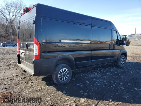 2023 Ram ProMaster Cargo with VIN 3C6MRVHG5PE516885, listed as a Copart auction lot 43197775 with 25,918 mi miles and Clean Title. Bid and sale history available at carsss.com. Image 3.