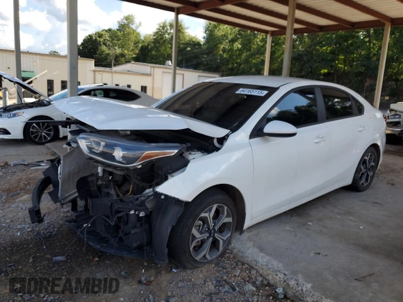 2021 Kia Forte LXS z VIN 3KPF24AD5ME382648, wystawiony jako Copart lot #64165115 z przebiegiem 62 665 mil mil oraz Szkoda całkowita • Salvage title. Historia ofert i sprzedaży dostępna na DreamBid. Obrazek 1.