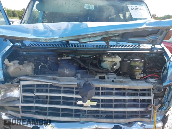1995 Chevrolet Chevy Van z VIN 1GNEG25Z4SF221421, wystawiony jako IAAI lot #42003616 z przebiegiem 196 007 mil mil oraz . Historia ofert i sprzedaży dostępna na DreamBid. Obrazek 10.