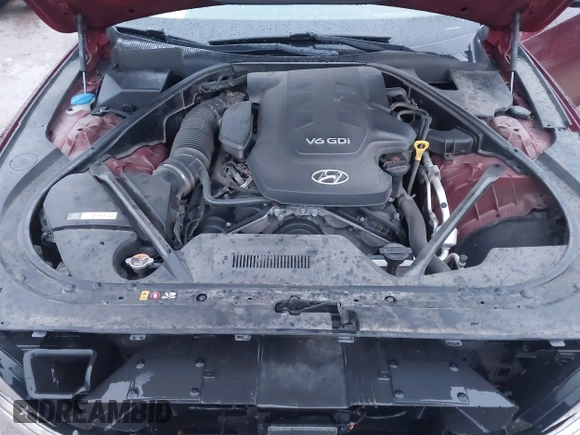 2015 Hyundai Genesis 3.8L with VIN KMHGN4JE5FU028777, listed as a IAAI auction lot 41222805 with 58,104 mi miles. Bid and sale history available at carsss.com. Image 10.