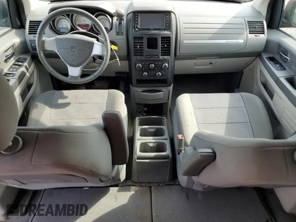 2008 Dodge Grand Caravan z VIN 2D8HN44P98R667431, wystawiony jako Copart lot #56534075 z przebiegiem 176 208 mil mil oraz Szkoda całkowita • Salvage title. Historia ofert i sprzedaży dostępna na DreamBid. Obrazek 8.