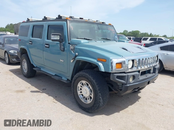 2007 Hummer H2 SUV z VIN 5GRGN23U17H102931, wystawiony jako IAAI lot #42262922 z przebiegiem 299 804 mil mil oraz . Historia ofert i sprzedaży dostępna na DreamBid. Obrazek 1.