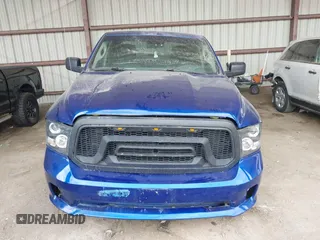 2015 Ram 1500 Express z VIN 1C6RR7KT3FS611030, wystawiony jako IAAI lot #41849847 z przebiegiem 123 509 mil mil oraz . Historia ofert i sprzedaży dostępna na DreamBid. Obrazek 13.