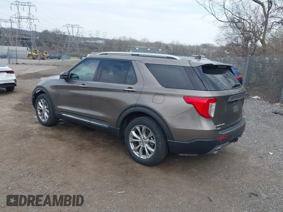 2021 Ford Explorer Limited with VIN 1FMSK8FH0MGA11135, listed as a IAAI auction lot 41912169 with 10,260 mi miles. Bid and sale history available at carsss.com. Image 3.
