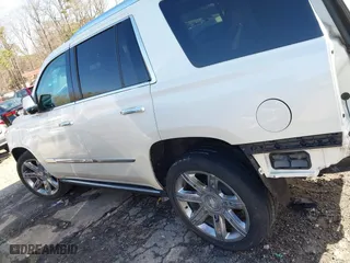2015 Cadillac Escalade Premium with VIN 1GYS4NKJ8FR514158, listed as a IAAI auction lot 41561419 with 172,470 mi miles. Bid and sale history available at carsss.com. Image 15.