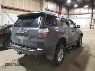 2018 Toyota 4Runner SR5 with VIN JTEBU5JR5J5593670, listed as a Copart auction lot 64429425 with 156,040 mi miles and Salvage title. Bid and sale history available at DreamBid. Image 3.