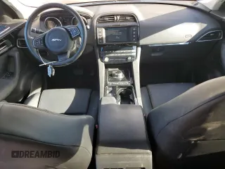 2018 Jaguar F-Pace 20d Premium with VIN SADCJ2FN9JA262723, listed as a Copart auction lot 85772864 with 41,253 mi miles and Salvage Title. Bid and sale history available at DreamBid. Image 8.