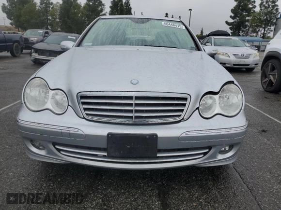 2006 Mercedes-Benz C с VIN WDBRF56J46F788563, выставлен на аукционе Copart как лот 50448415 с пробегом 74 315 миль миль и Чистый • Clean title. История ставок и продаж доступна на DreamBid. Изображение 5.
