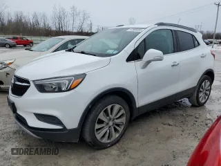 2017 Buick Encore Preferred z VIN KL4CJASB6HB257625, wystawiony jako Copart lot #47069495 z przebiegiem 121 003 mil mil oraz Szkoda całkowita • Salvage title. Historia ofert i sprzedaży dostępna na DreamBid. Obrazek 1.