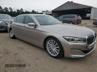2021 BMW 7 Series z VIN WBA7W4C07MCF50137, wystawiony jako Copart lot #56453774 z przebiegiem 21 314 mil mil oraz . Historia ofert i sprzedaży dostępna na DreamBid. Obrazek 4.