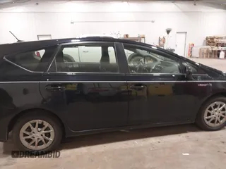 2017 Toyota Prius v Two with VIN JTDZN3EU0HJ063367, listed as a IAAI auction lot 40834930 with 153,045 mi miles. Bid and sale history available at carsss.com. Image 13.