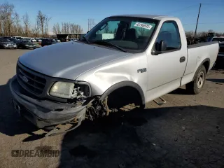 2003 Ford F-150 XL with VIN 1FTRF182X3NB38752, listed as a Copart auction lot 42796835 with Not provided miles and Clean title. Bid and sale history available at DreamBid. Image 1.