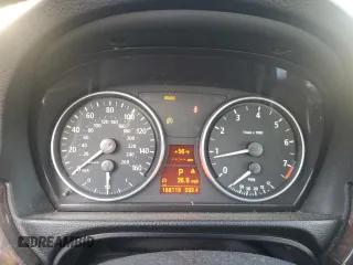 2006 BMW 3 Series 325i z VIN WBAVB175X6NK40432, wystawiony jako Copart lot #76730424 z przebiegiem 168 119 mil mil oraz Szkoda całkowita • Salvage title. Historia ofert i sprzedaży dostępna na DreamBid. Obrazek 9.