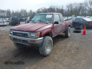 1990 Toyota Pickup SR5 z VIN JT4VN13G8L5037875, wystawiony jako IAAI lot #41986781 z przebiegiem 321 404 mil mil oraz . Historia ofert i sprzedaży dostępna na DreamBid. Obrazek 2.