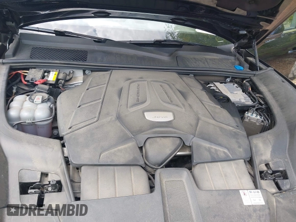 2019 Porsche Cayenne with VIN WP1AA2AY0KDA10815, listed as a IAAI auction lot 42475927 with 74,911 mi miles and . Bid and sale history available at DreamBid. Image 10.