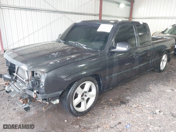 2005 Chevrolet Silverado 1500 LS with VIN 2GCEC19V151298149, listed as a IAAI auction lot 41904701 with 260,054 mi miles. Bid and sale history available at carsss.com. Image 18.