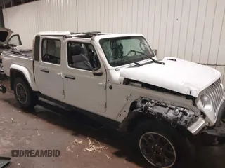 2020 Jeep Gladiator Overland with VIN 1C6HJTFG4LL195293, listed as a IAAI auction lot 41469178 with 35,769 mi miles and . Bid and sale history available at DreamBid. Image 6.
