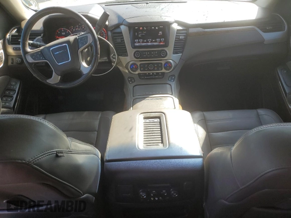 2016 GMC Yukon XL Denali with VIN 1GKS2HKJ5GR225936, listed as a Copart auction lot 49353985 with 207,658 mi miles and Salvage Title. Bid and sale history available at DreamBid. Image 8.