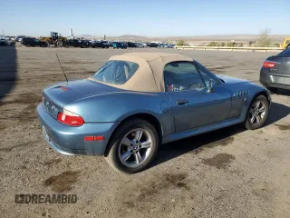 2001 BMW Z3 2.5 z VIN WBACN33491LM01798, wystawiony jako Copart lot #52539895 z przebiegiem 82 477 mil mil oraz Szkoda całkowita • Salvage title. Historia ofert i sprzedaży dostępna na DreamBid. Obrazek 3.