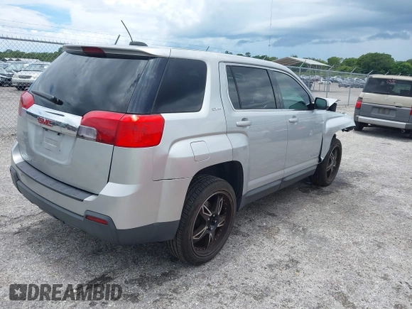 2017 GMC Terrain SLE with VIN 2GKALMEK1H6245457, listed as a IAAI auction lot 39756575 with 108,717 mi miles. Bid and sale history available at carsss.com. Image 4.