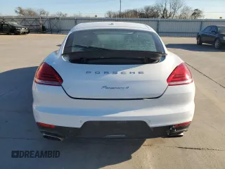 2016 Porsche Panamera 4 z VIN WP0AA2A79GL003481, wystawiony jako Copart lot #35942073 z przebiegiem Nie podano mil oraz . Historia ofert i sprzedaży dostępna na DreamBid. Obrazek 6.