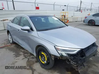 2023 Audi A3 Premium z VIN WAUAUDGY0PA143172, wystawiony jako IAAI lot #41881398 z przebiegiem 18 754 mil mil oraz . Historia ofert i sprzedaży dostępna na DreamBid. Obrazek 6.