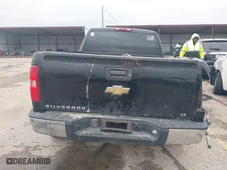 2007 Chevrolet Silverado 1500 Work Truck with VIN 1GCEC19C67Z509399, listed as a IAAI auction lot 41265865 with 324,438 mi miles. Bid and sale history available at carsss.com. Image 16.
