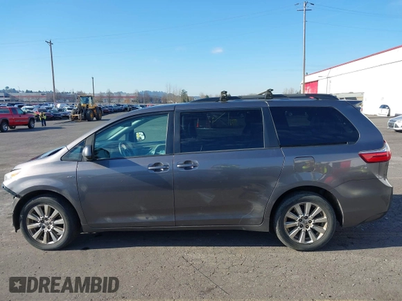 2017 Toyota Sienna LE with VIN 5TDJZ3DC2HS154993, listed as a IAAI auction lot 41372165 with 151,300 mi miles. Bid and sale history available at carsss.com. Image 15.