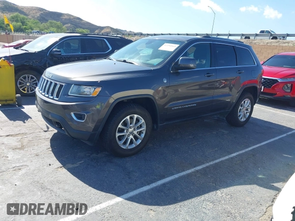 2016 Jeep Grand Cherokee Laredo z VIN 1C4RJFAG5GC390413, wystawiony jako IAAI lot #42254165 z przebiegiem 99 231 mil mil oraz . Historia ofert i sprzedaży dostępna na DreamBid. Obrazek 14.