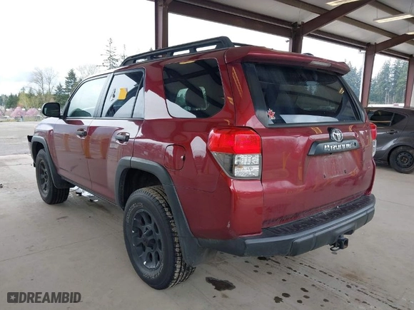 2012 Toyota 4Runner SR5 with VIN JTEBU5JR5C5099313, listed as a IAAI auction lot 41923882 with 180,552 mi miles. Bid and sale history available at carsss.com. Image 3.