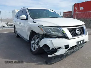 2013 Nissan Pathfinder SV with VIN 5N1AR2MM7DC673256, listed as a IAAI auction lot 41823521 with 183,198 mi miles. Bid and sale history available at carsss.com. Image 6.
