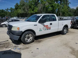2008 Ford F-150 STX with VIN 1FTRX12W68FC05924, listed as a Copart auction lot 51925405 with 394,971 mi miles and Salvage Title. Bid and sale history available at carsss.com. Image 1.