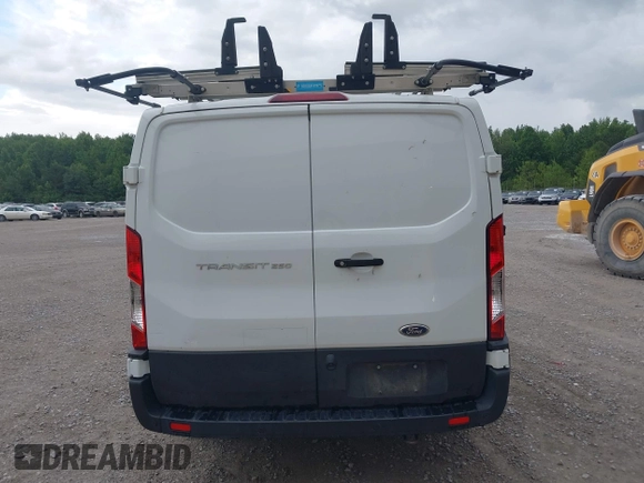 2020 Ford Transit Cargo with VIN 1FTBR1Y87LKA19622, listed as a IAAI auction lot 42479925 with 98,474 mi miles and . Bid and sale history available at DreamBid. Image 16.