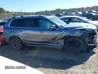 2016 Volvo XC90 T6 Momentum with VIN YV4A22PK9G1040905, listed as a IAAI auction lot 41864439 with 132,550 mi miles. Bid and sale history available at carsss.com. Image 13.