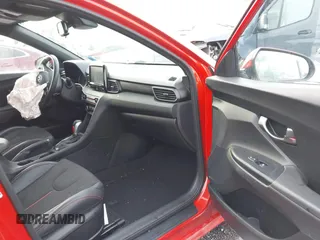 2019 Hyundai Veloster 2.0 with VIN KMHTG6AF6KU005046, listed as a IAAI auction lot 41073491 with 31,490 mi miles. Bid and sale history available at carsss.com. Image 5.