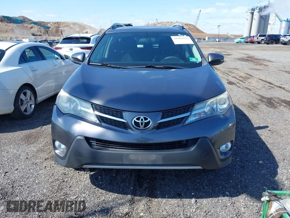 2014 Toyota RAV4 XLE with VIN 2T3RFREV2EW143193, listed as a IAAI auction lot 41892552 with 185,433 mi miles. Bid and sale history available at carsss.com. Image 12.