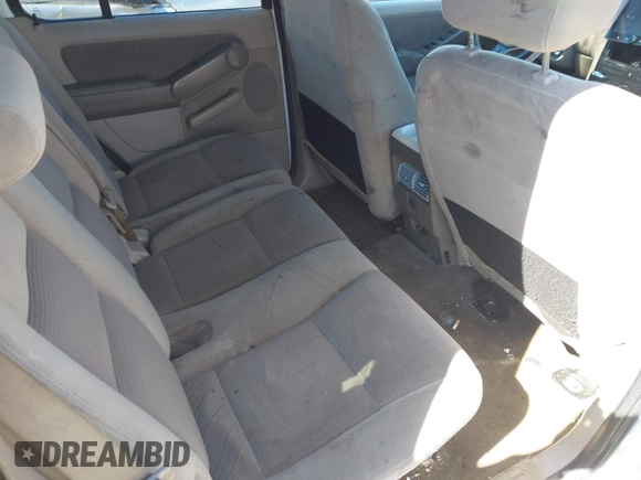 2007 Ford Explorer XLT with VIN 1FMEU63EX7UB18883, listed as a IAAI auction lot 41659489 with 191,892 mi miles. Bid and sale history available at carsss.com. Image 8.