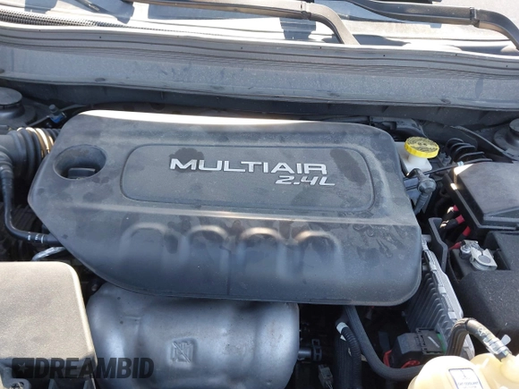 2019 Jeep Cherokee Latitude Plus with VIN 1C4PJMLB9KD177741, listed as a IAAI auction lot 41904835 with 110,792 mi miles. Bid and sale history available at carsss.com. Image 10.