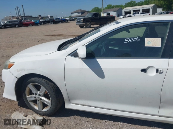 2012 Toyota Camry L with VIN 4T1BF1FK3CU541106, listed as a IAAI auction lot 42232461 with 167,075 mi miles and . Bid and sale history available at carsss.com. Image 14.