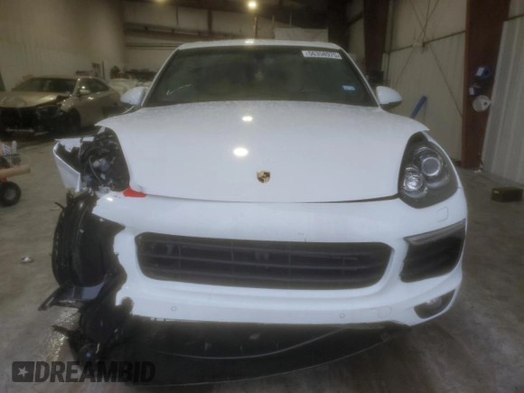 2017 Porsche Cayenne z VIN WP1AA2A25HKA88281, wystawiony jako Copart lot #56358975 z przebiegiem 123 394 mil mil oraz Czysty tytuł • Clean title. Historia ofert i sprzedaży dostępna na DreamBid. Obrazek 5.