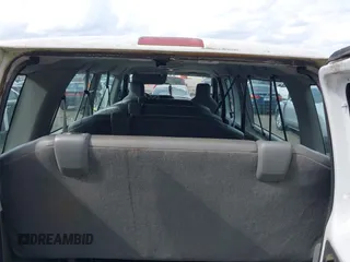 2011 Ford Econoline Passenger XL с VIN 1FBSS3BL1BDA42365, выставлен на аукционе IAAI как лот 41910928 с пробегом 158 826 миль миль и . История ставок и продаж доступна на DreamBid. Изображение 8.