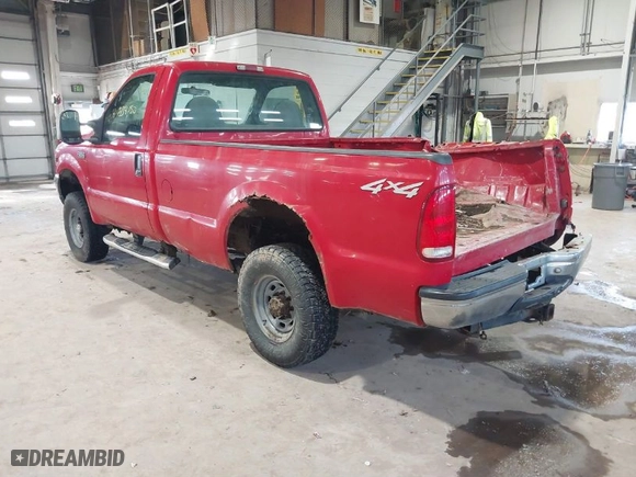 2000 Ford Super Duty F-250 XL with VIN 1FTNF21L0YEB96710, listed as a IAAI auction lot 41534150 with 296,680 mi miles. Bid and sale history available at carsss.com. Image 3.
