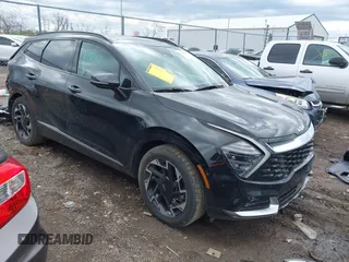 2023 Kia Sportage SX-Prestige z VIN 5XYK53AF7PG067195, wystawiony jako IAAI lot #42016292 z przebiegiem 68 029 mil mil oraz . Historia ofert i sprzedaży dostępna na DreamBid. Obrazek 1.