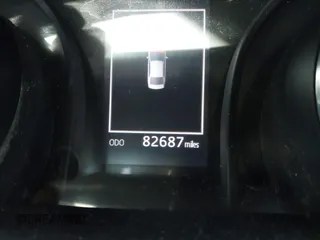 2020 Toyota Camry SE z VIN 4T1M11AK9LU931805, wystawiony jako IAAI lot #40946035 z przebiegiem 82 687 mil mil oraz . Historia ofert i sprzedaży dostępna na DreamBid. Obrazek 14.
